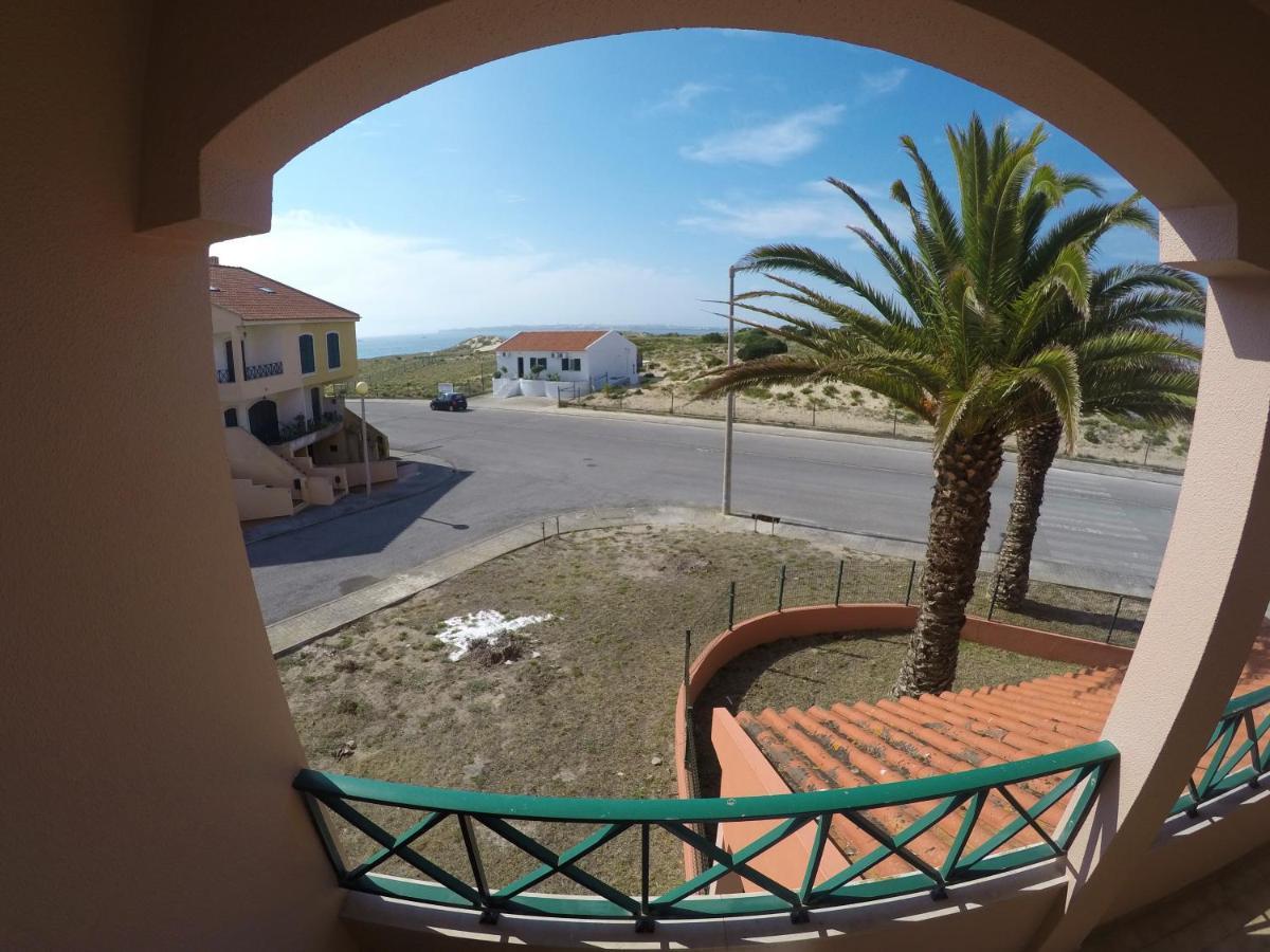 Casas Da Praia Supertubos Peniche Exterior photo